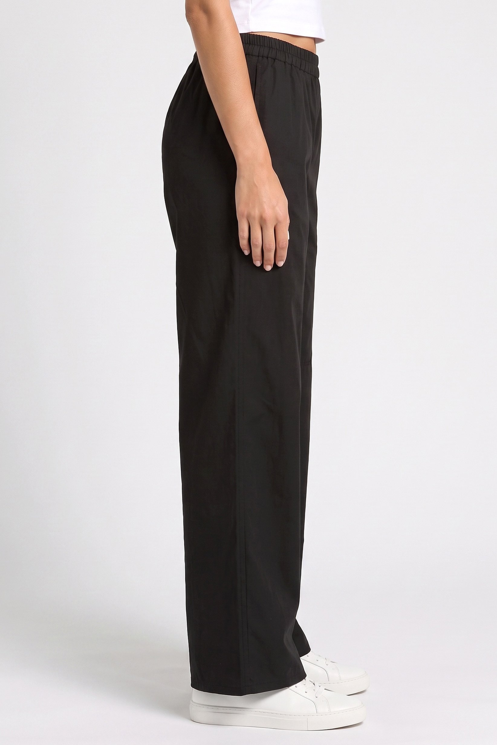 Women Regular Fit Solid Wide Leg Pants, Black