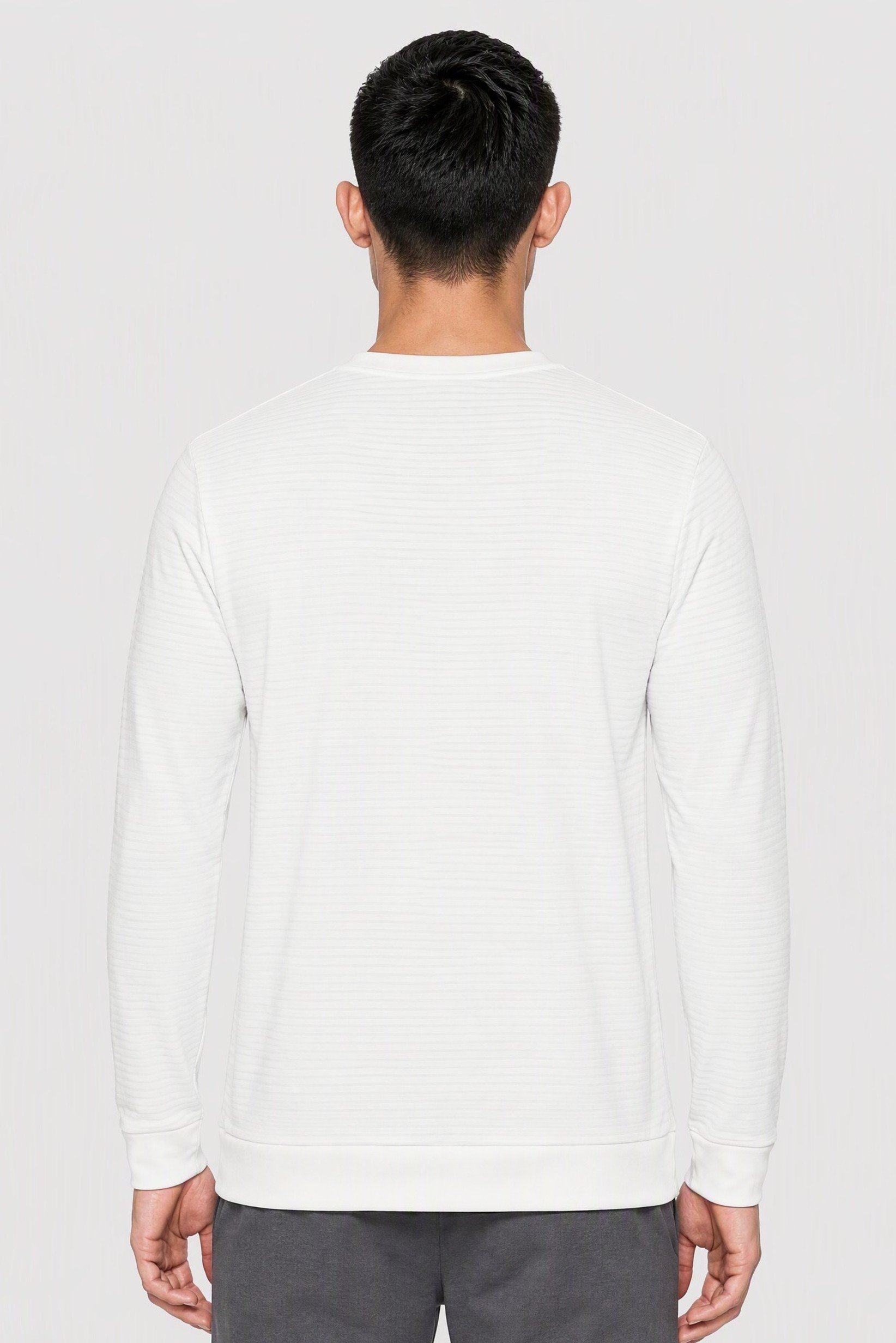 Men Sportswear Fit Long Sleeve Outdoor Sweatshirt, White