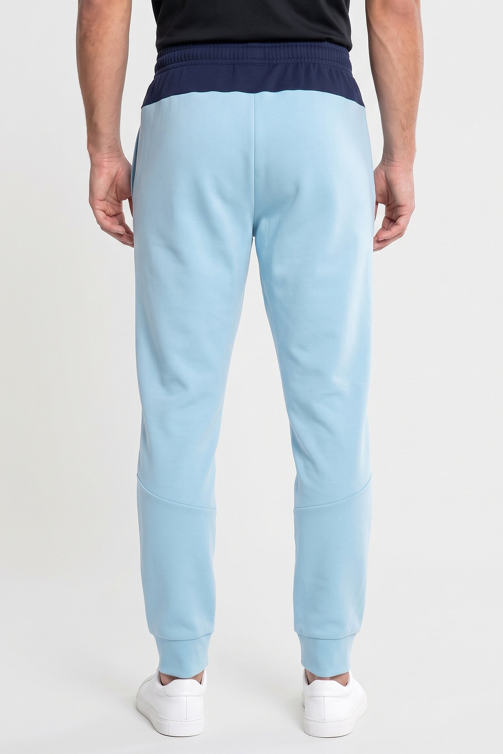 Men Loose Fit Outdoor Sweatpants, Multicolor