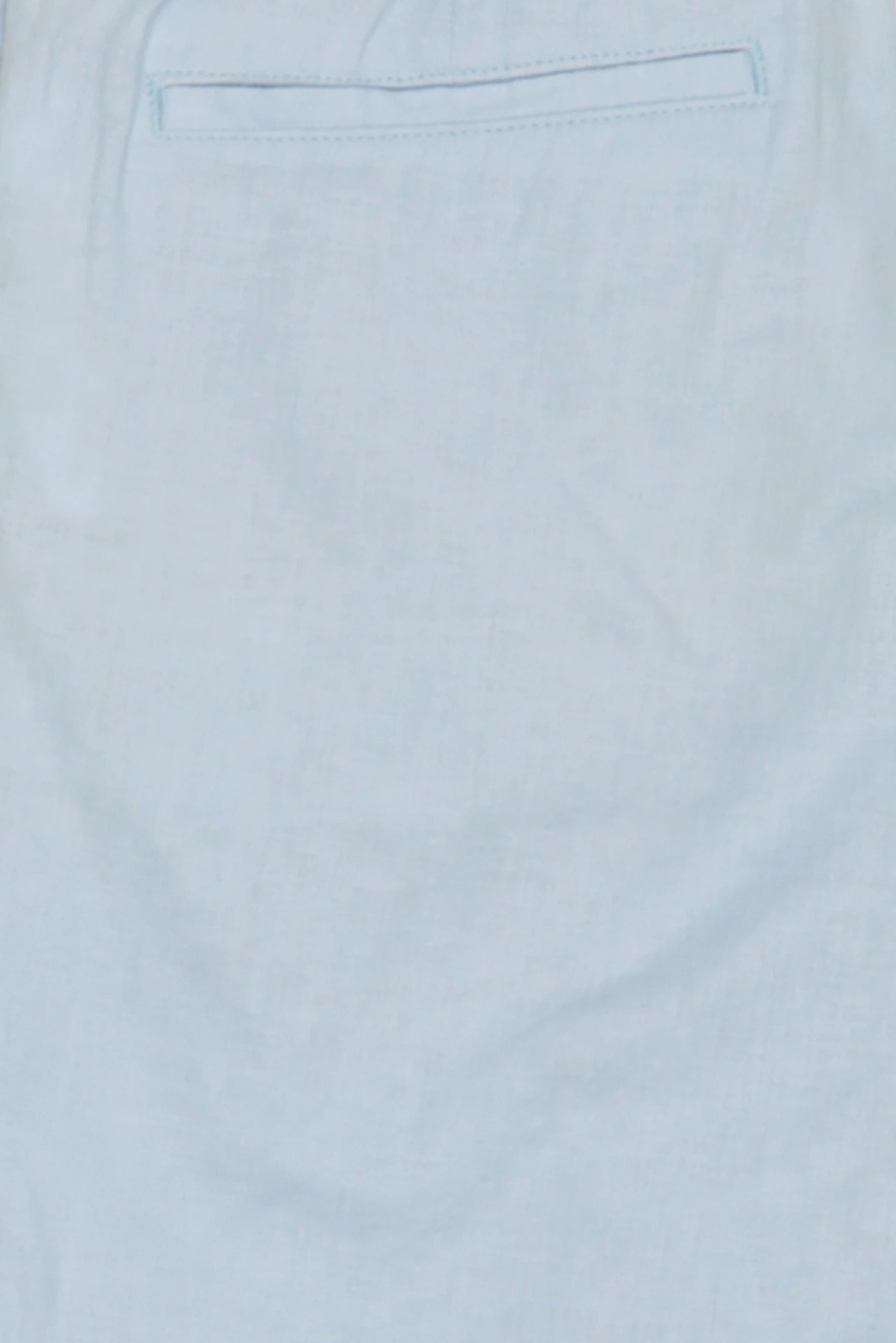 Men Solid Basic Shorts, Light Blue