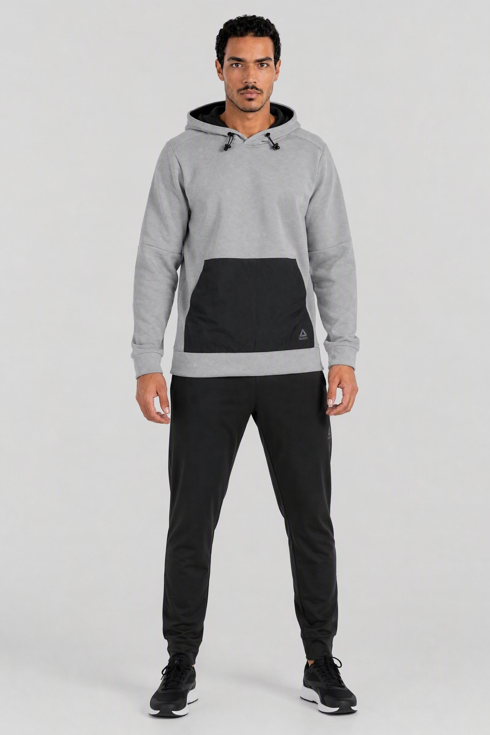 Men Sportswear Fit Long Sleeve Outdoor Hoodie, Grey