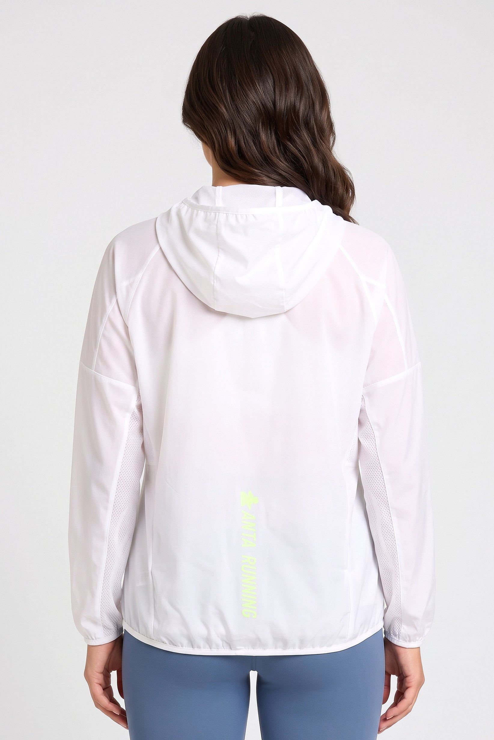 Women Sportswear Fit Long Sleeve Running Jackets, White