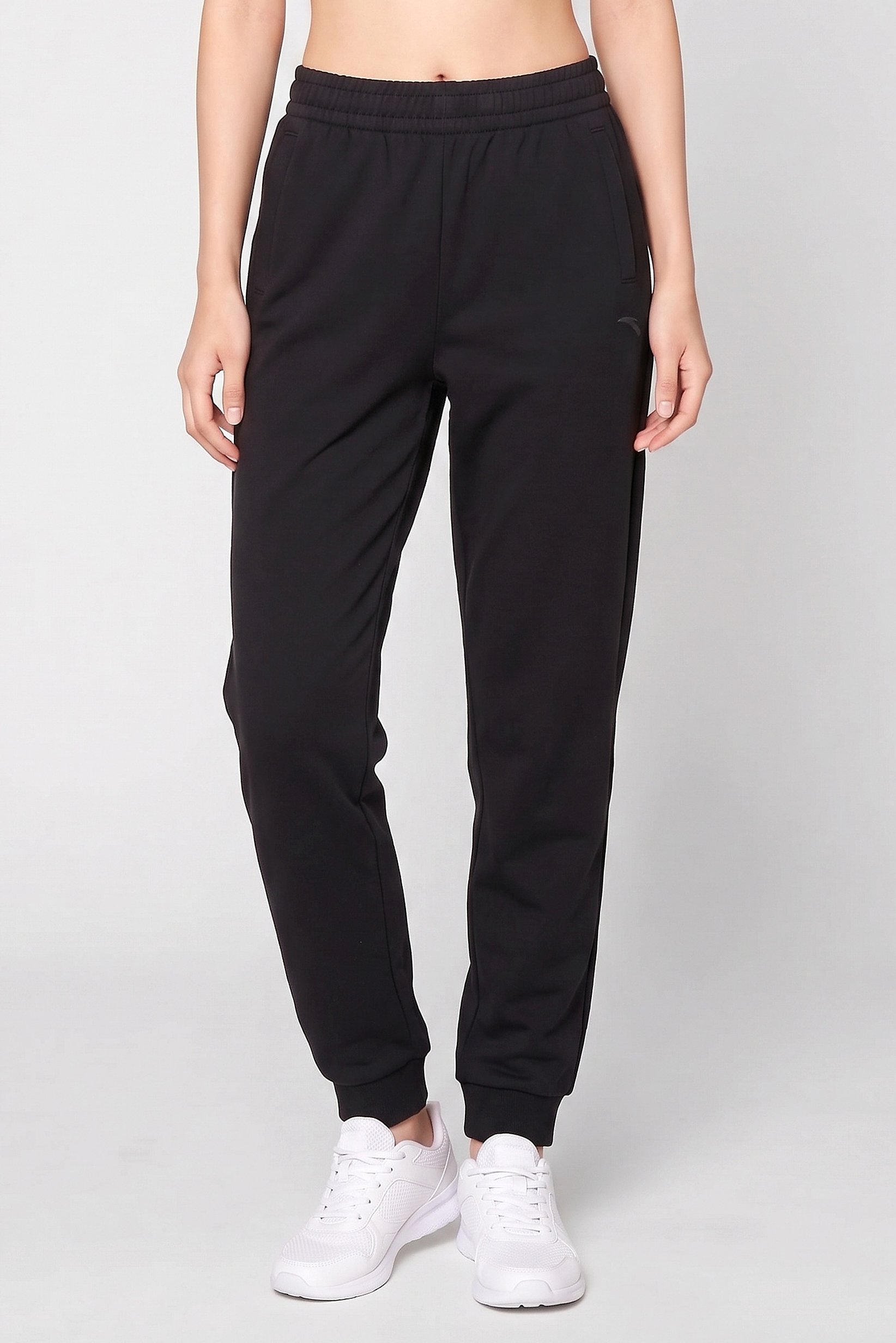 Women Regular Fit Outdoor Sweatpants, Black