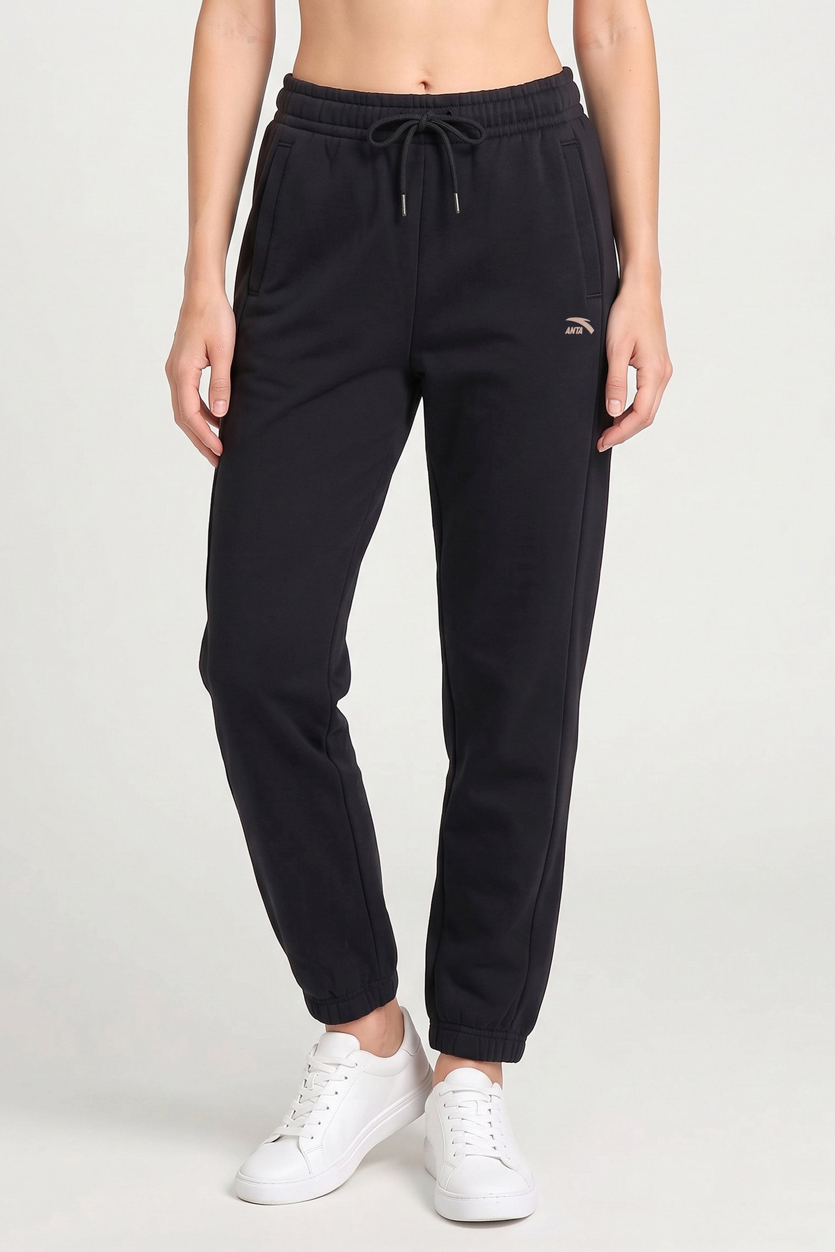 Women Regular Fit Outdoor Sweatpants, Black