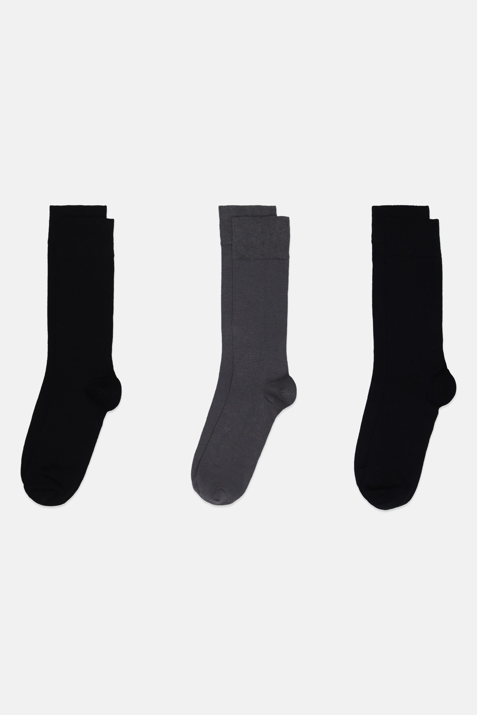 Men 3 Pairs Plain Crew Socks, Multicolor