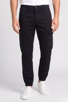 Men Regular Fit Plain Cargo Pants, Black