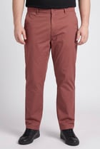 Men Straight Fit Solid Chino Pants, Maroon