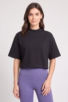 Women Sportswear Fit Short Sleeve Outdoor Crop T-Shirt, Black