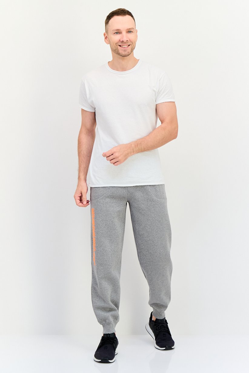 Calvin Klein Jeans Men Regular Fit Heather Sweatpants, Light Grey 4