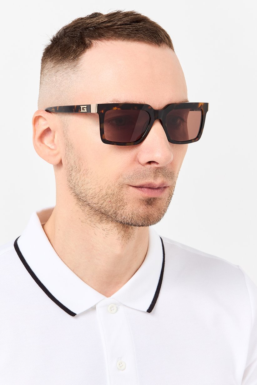 Buy Guess Men GU00213 52E Rectangular Sunglasses, Dark  display picture 3