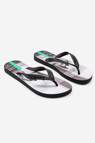 Men Classic Urbana Slipper, Black and Grey