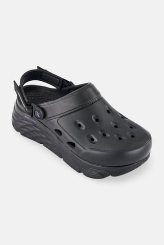 Women Max Cushioning Slip On Clogs, Black