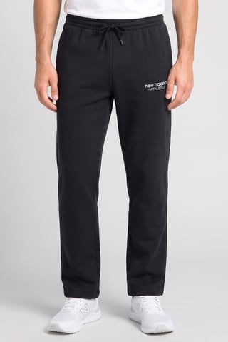Men Sportswear Fit Outdoor Sweatpants, Black