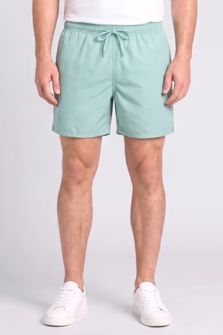 Men Solid Basic Shorts, Green