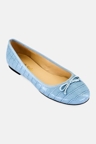 Women Maddox Slip On Casual Shoes, Light Blue