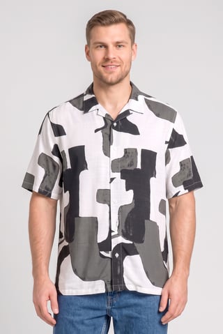 Men Regular Fit Graphic Print Short Sleeve Casual Shirt, Multicolor