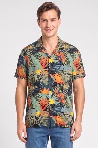 Men Regular Fit Floral Print Short Sleeve Resort Shirt, Multicolor