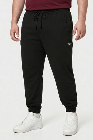 Men Sportswear Fit Outdoor jogger Pants, Black