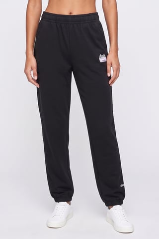 Women Relax Fit Outdoor Sweatpants, Black