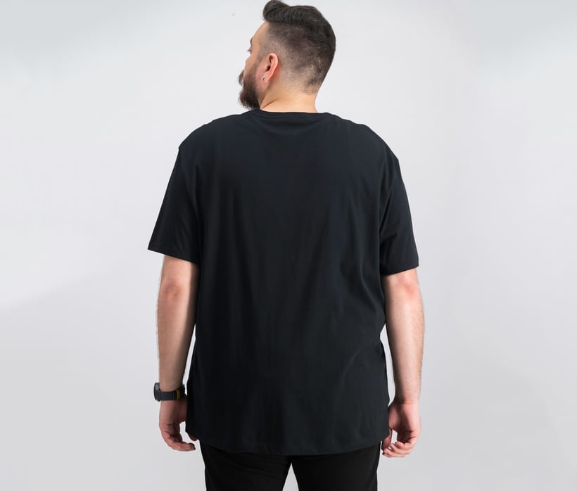 Men Classic Fit T-shirt, Black