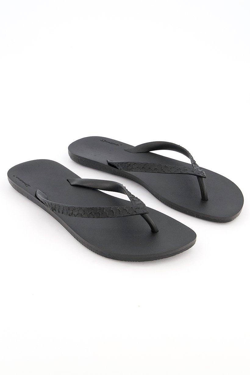 Men Slip On Flip Flop, Black