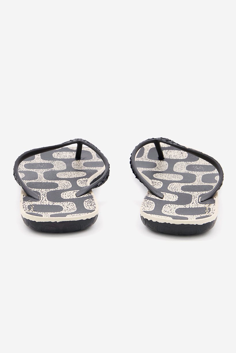 Men Printed Classic Slip On Slippers, Beige/Black