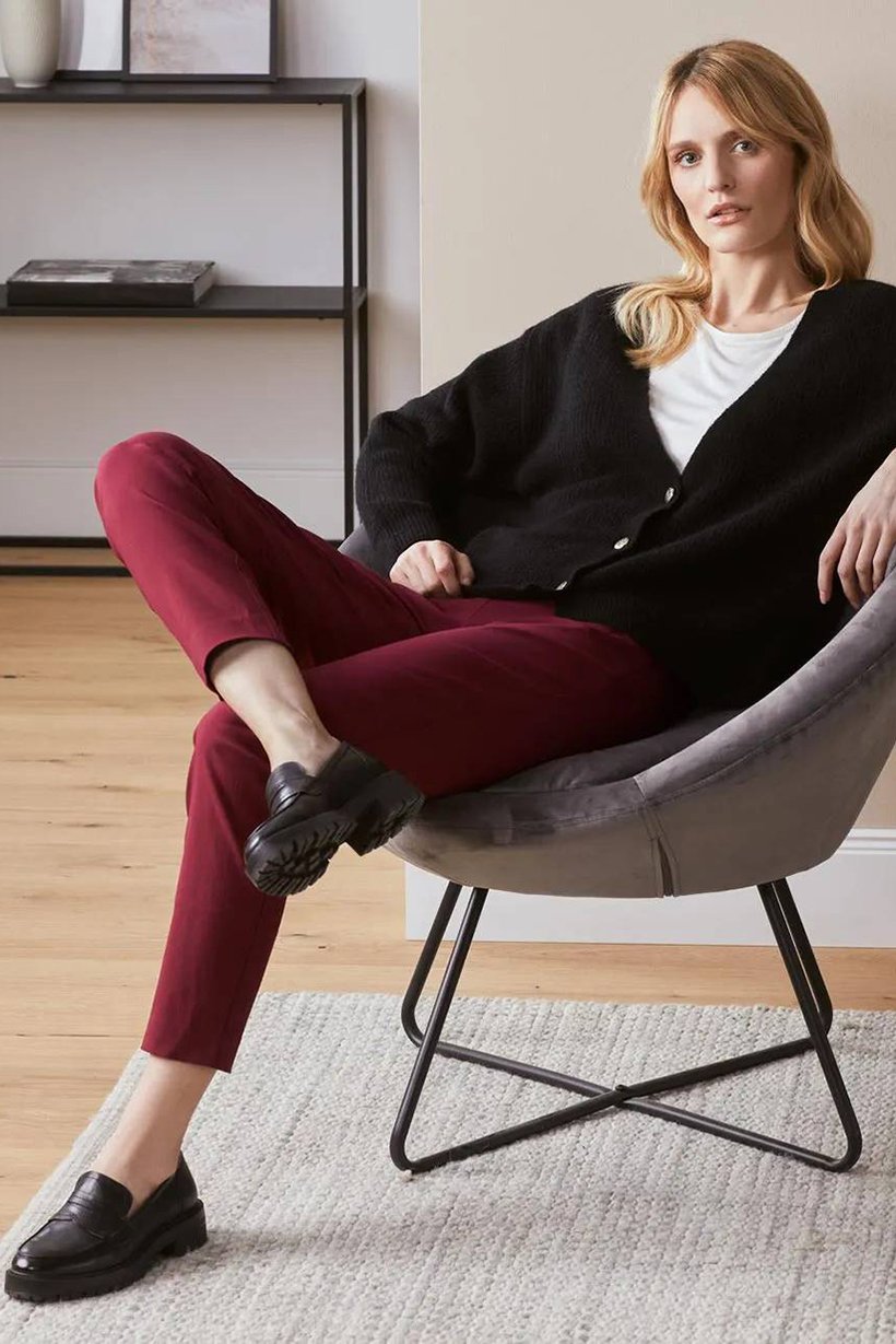 Women Regular Fit Stretchable Plain Pants, Red