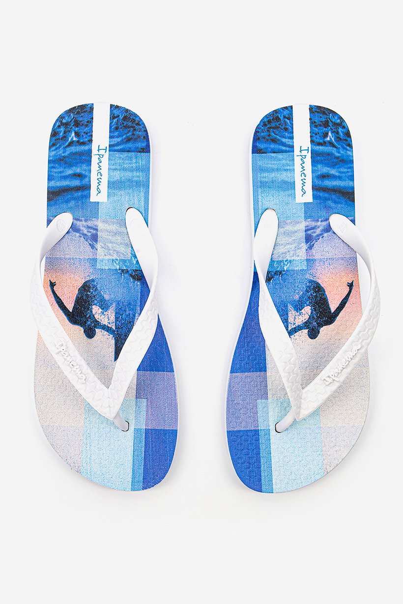 Men Clas Urbana Marsc Slipper, White and Blue