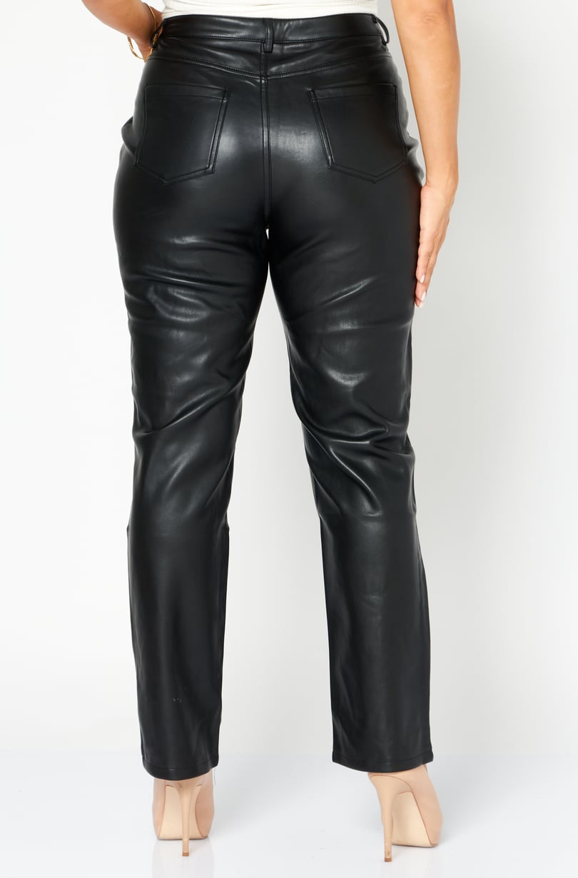 Women Straight Leg Solid Cropped Pants, Black