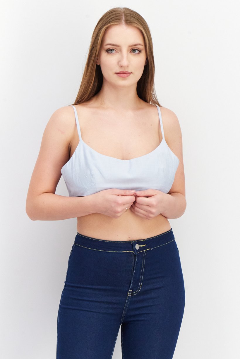 Women Scoop Neck Sleeveless Plain Crop Top, Light Blue