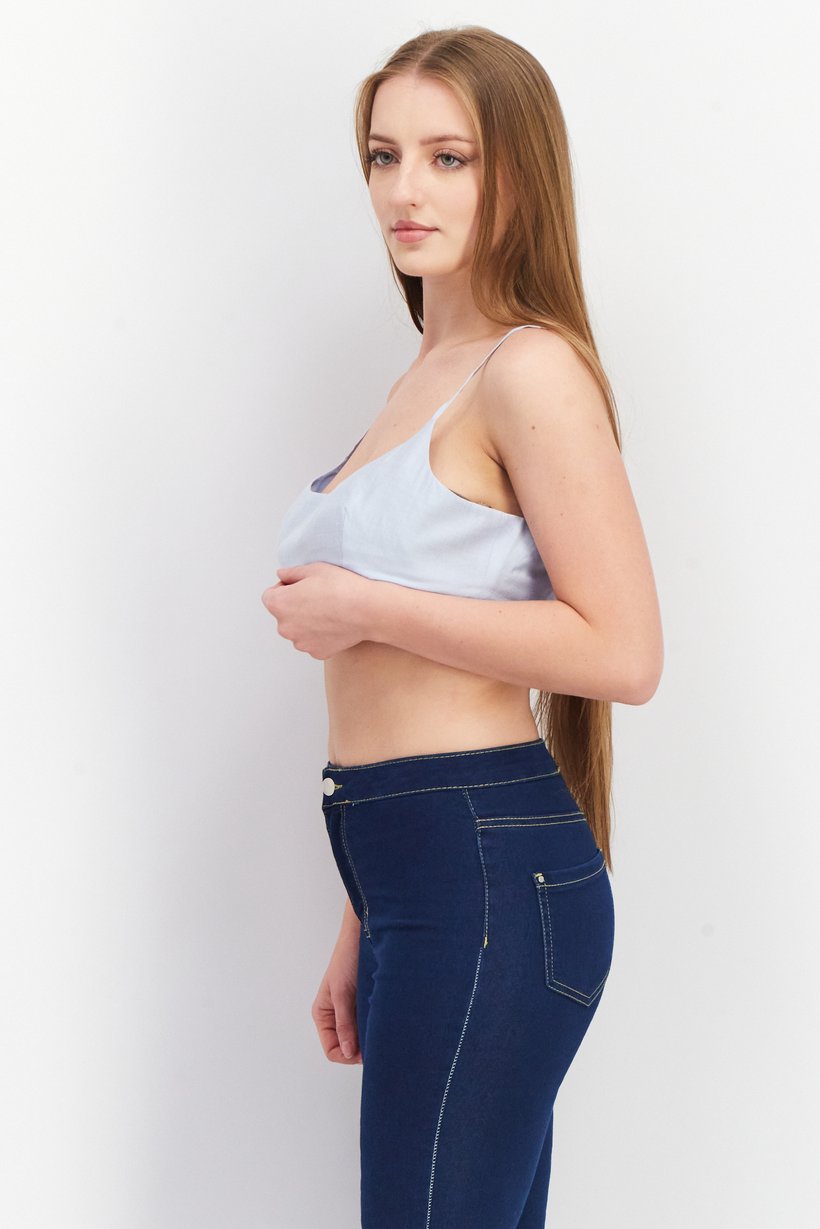 Women Scoop Neck Sleeveless Plain Crop Top, Light Blue