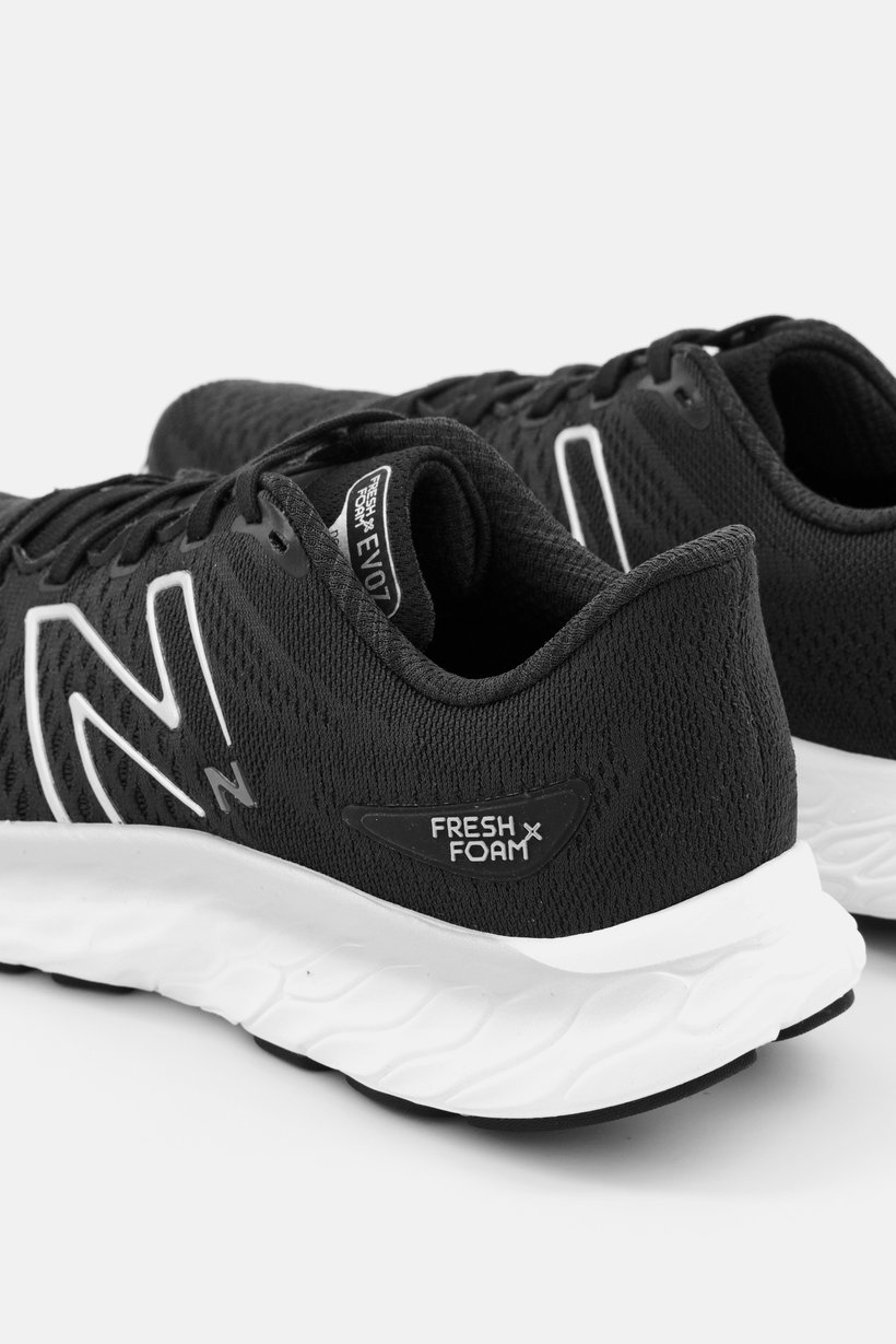 Women WEVOZLK3 Brand Logo Sport Shoes, Black