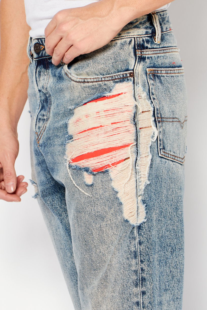 Buy Diesel men 195 d rekiv regular fit ripped non stretchable denim ...