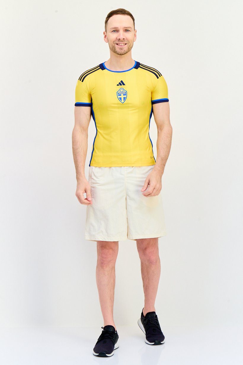 Men Sportswear Fit Short Sleeves Sweden 22 Home Jersey, Yellow