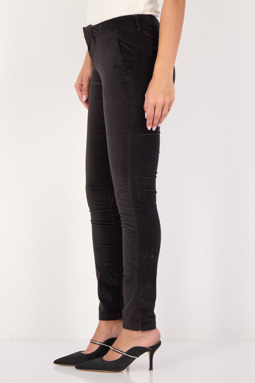 Women Regular Fit Solid Straight  Leg Pants, Black