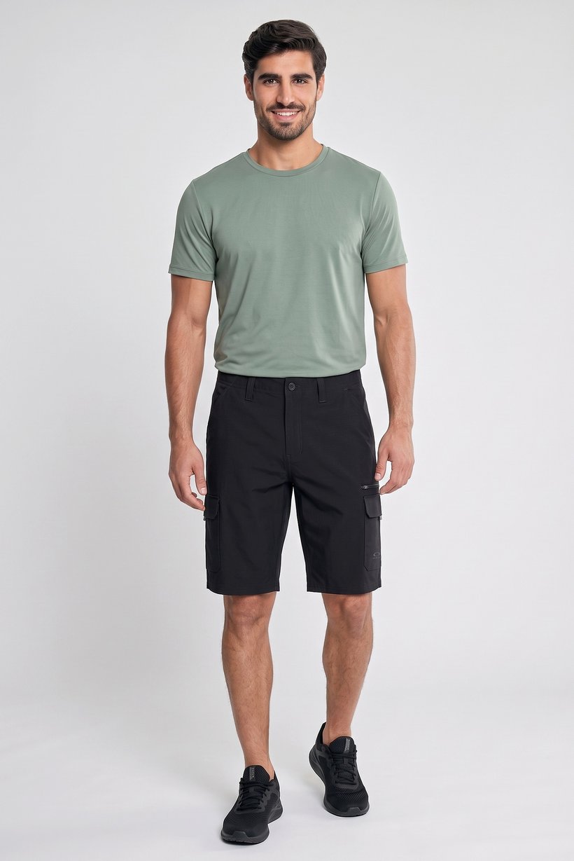 Men Regular Fit Outdoor Cargo Shorts, Black