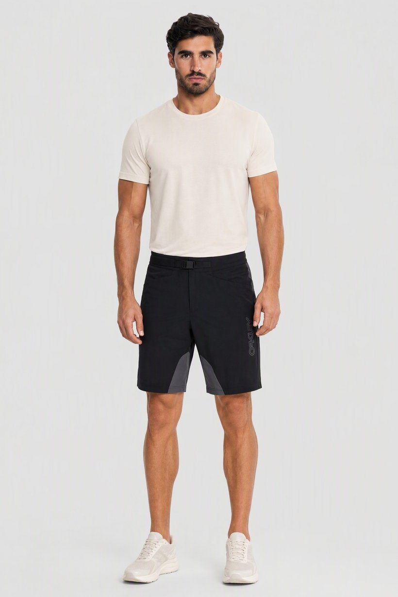 Men Regular Fit Seeker 75 Training Short, Black