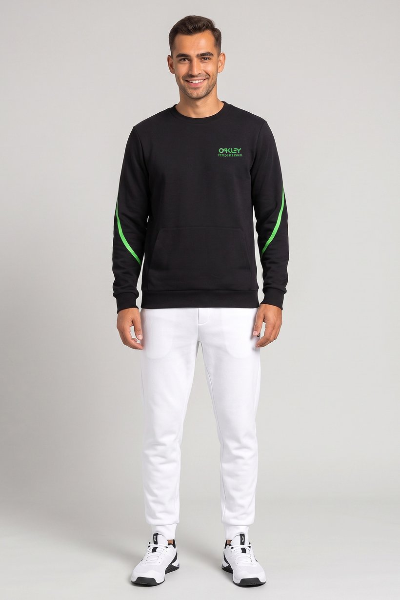 Men Regular Fit Long Sleeve Outdoor Sweatshirt, Black