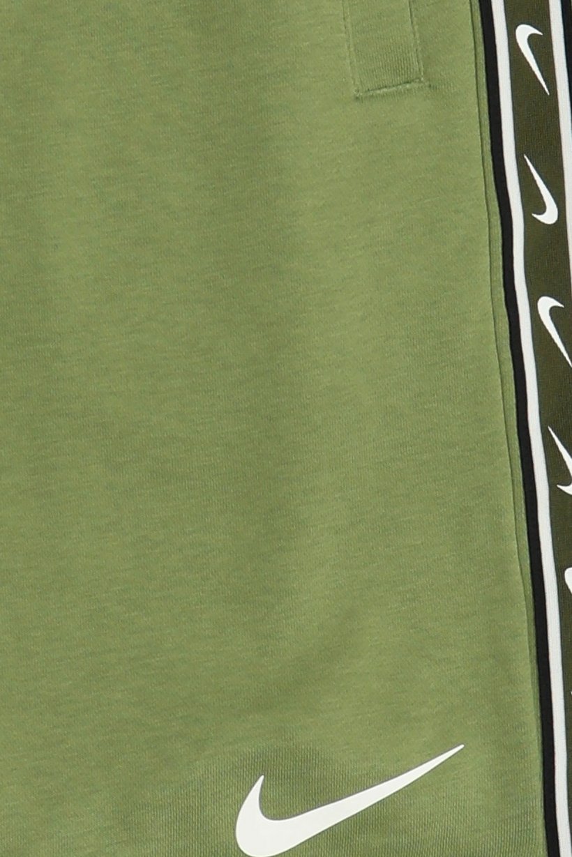 Men Standard Fit Outdoor Shorts, Sage Green