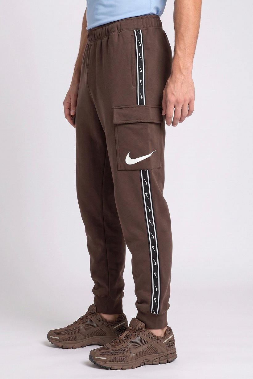 Men Standard Fit Outdoor Sweatpants, Chocolate Brown