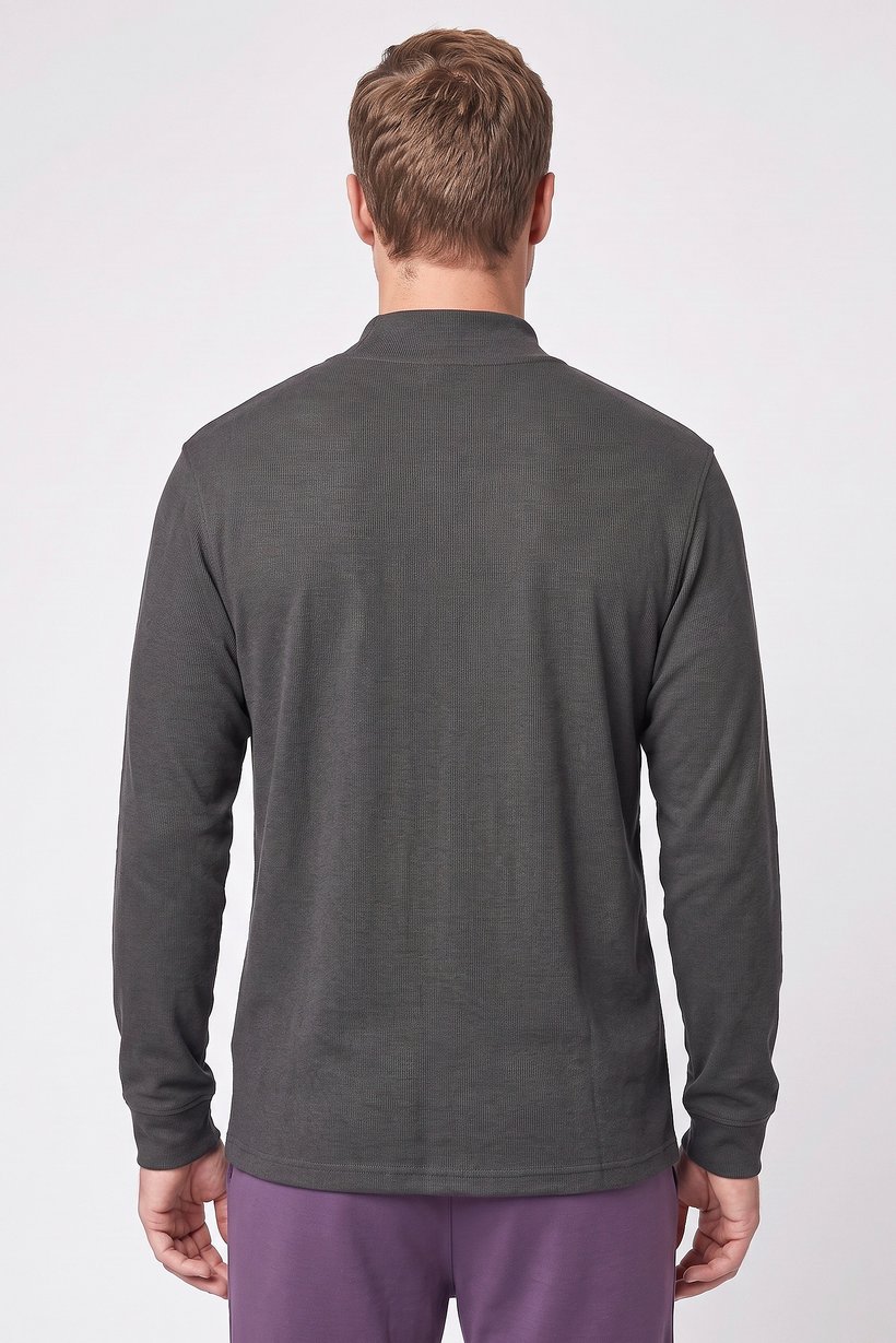 Men Sportswear Fit Long Sleeve Outdoor Sweatshirt, Dark Grey