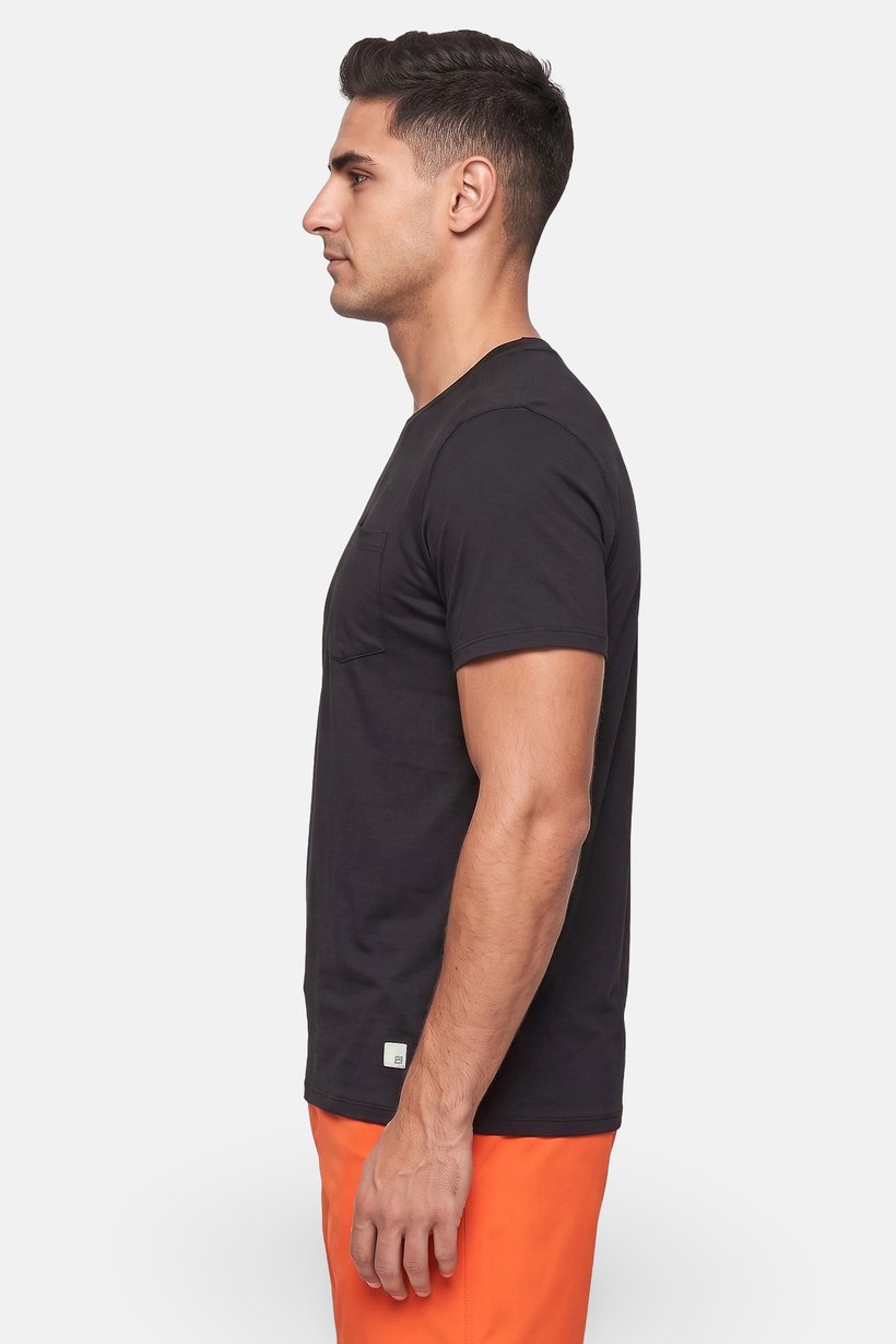Men Sportswear Fit Short Sleeve Outdoor T-Shirt, Black