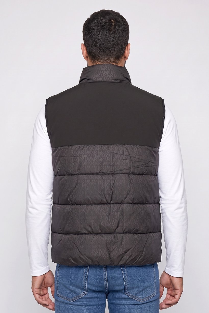 Men Brand Logo Sleeve Less Outdoor Jacket Vest, Black