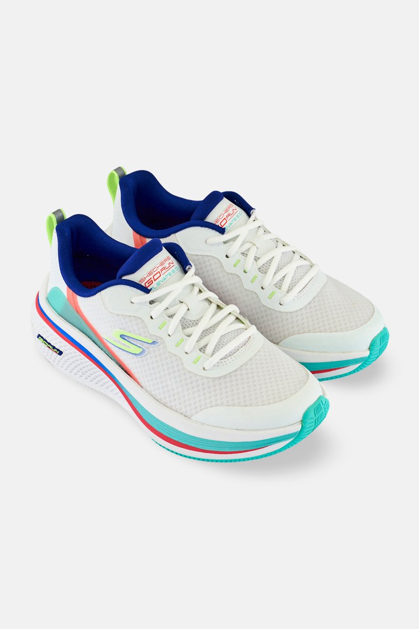 Women Go Run Elevate 2,0 Lace Up Running Shoes, White