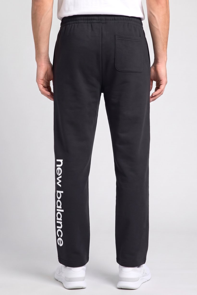 Men Sportswear Fit Outdoor Sweatpants, Black
