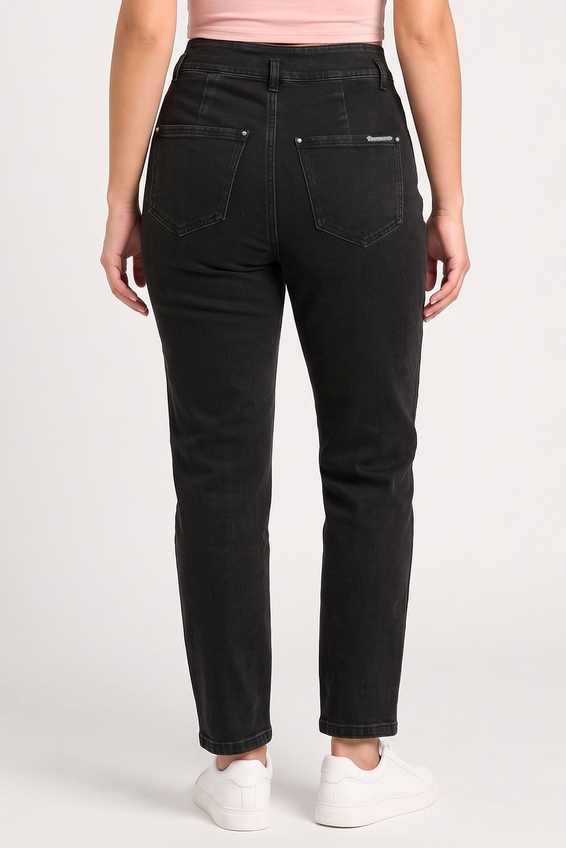Women Carrot Fit Washed Stretchable Jeans, Black