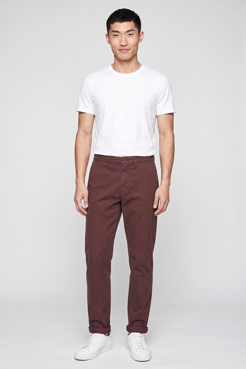 Men Slim Fit Solid Chino Pants, Dark Maroon