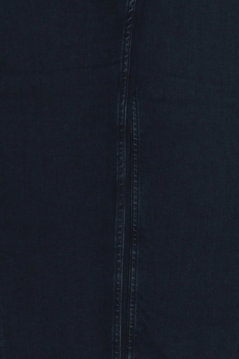 Men Slim Fit Solid Stretchable Jeans, Deep Navy