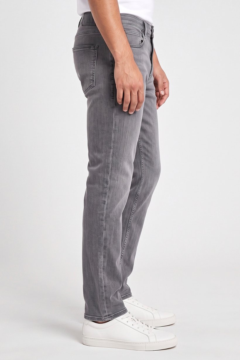 Men Straight Fit Washed Stretchable Denim Jeans, Grey