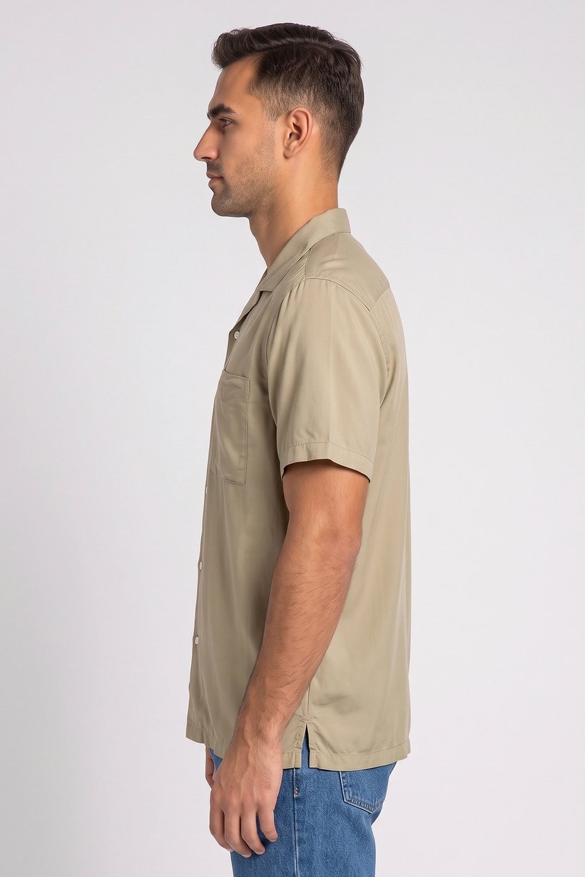 Men Regular Fit Plain Short Sleeve Casual Shirt, Light Olive